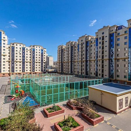 Философский Камень Astana Luaran gambar